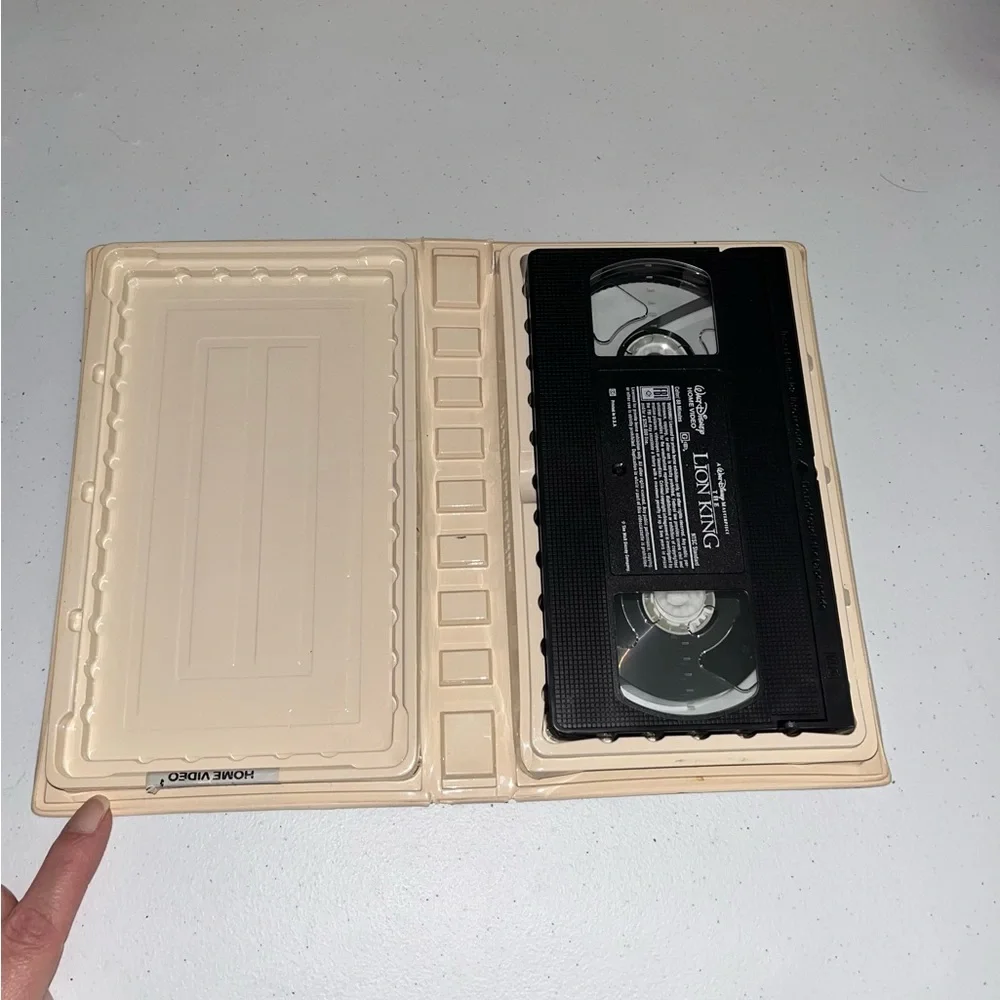 Disney’s Masterpiece Collection The Lion King VHS Movie 2977